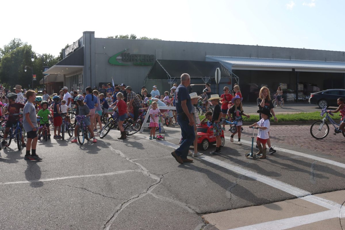 _NEK Rodeo Parade.7476